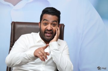Jr Ntr Interview About Nannaku Prematho
